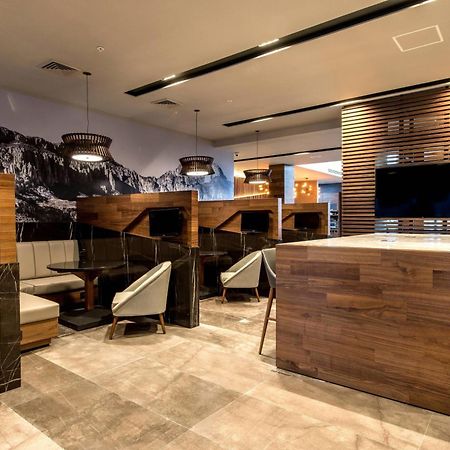 Courtyard by Marriott San Luis Potosi, Los Lagos Exterior foto