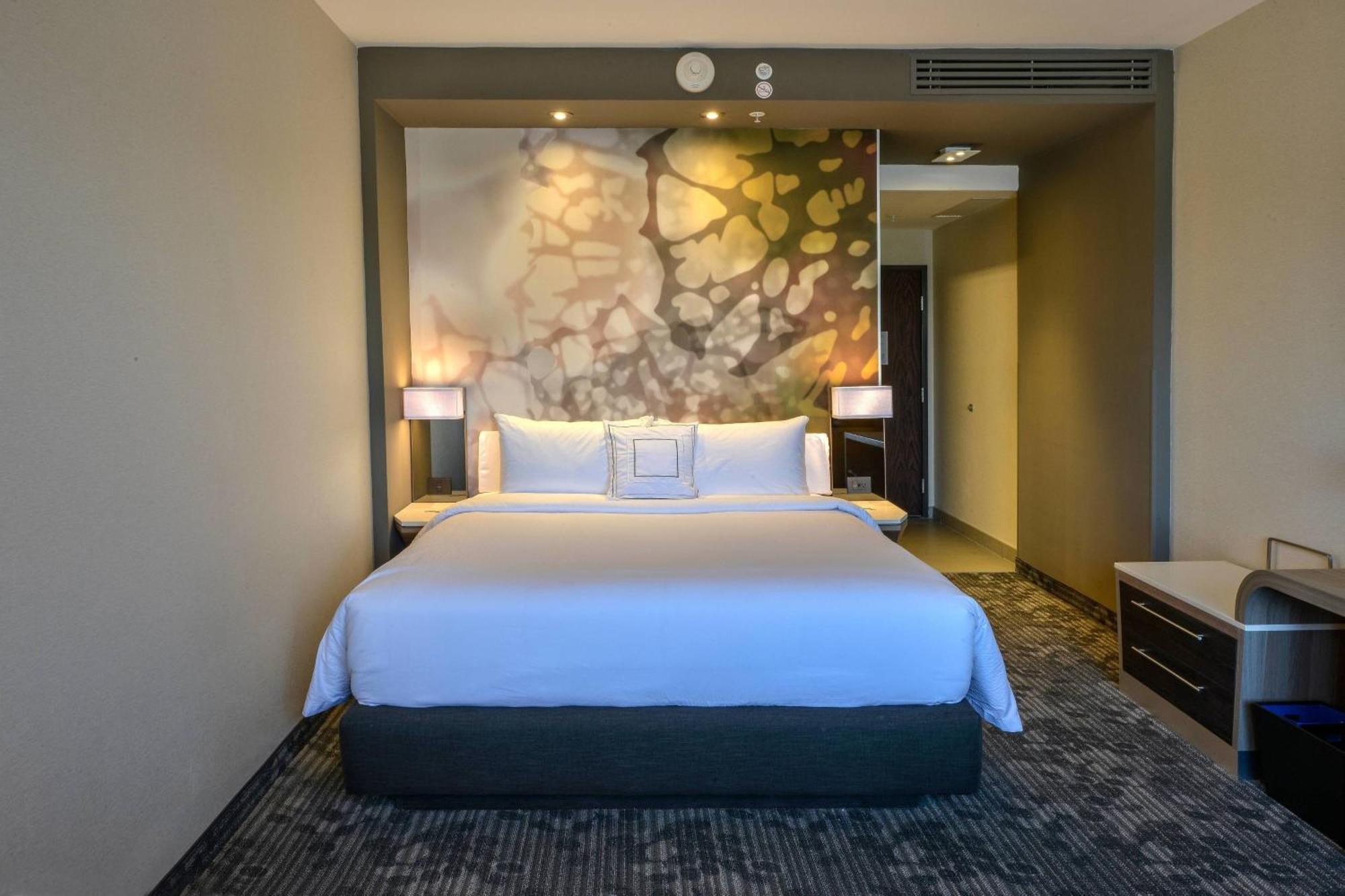 Courtyard by Marriott San Luis Potosi, Los Lagos Exterior foto
