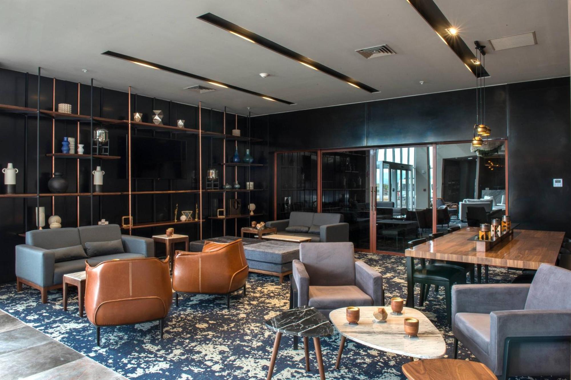 Courtyard by Marriott San Luis Potosi, Los Lagos Exterior foto